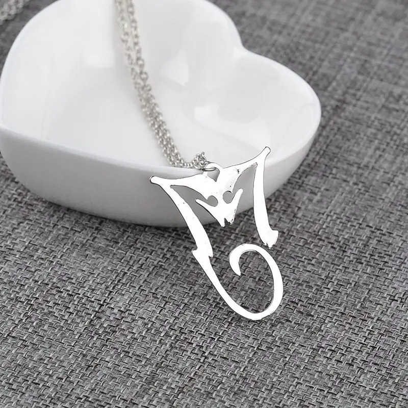 Anime Pendant Necklace - Colar com pingente do ícone internacional