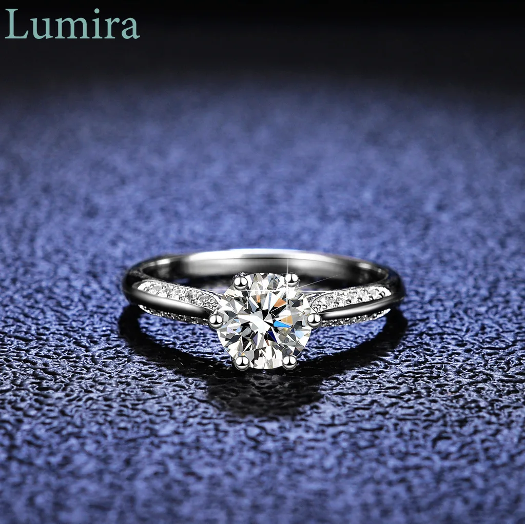 Anel de Noivado Lumira 1 Quila - Moissanite Engagement Ring 1 Carat avaliação e preço