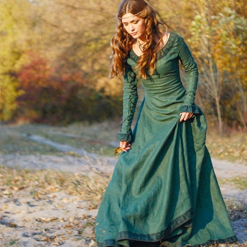 Vestido longo medieval feminin - Necklaces avaliação e preço